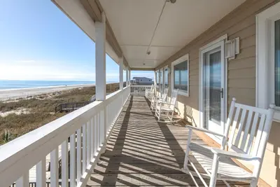 Image de Hobbs Realty - Oceanfront with Mutilple Covered Decks and Stunning Views