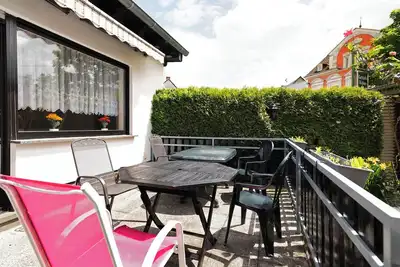 Image de Maison de vacances 'Ferienhaus Eiffelperle' avec terrasse privée, jardin privé, sauna et Wi-Fi