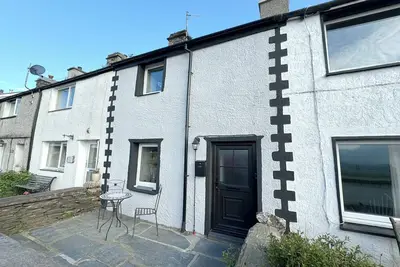 Image de Ty Dyffryn, pet friendly, with open fire in Llan Ffestiniog