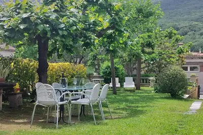 Image de Finca Arep en Las Planas D'hòstoles con Gran Jardín