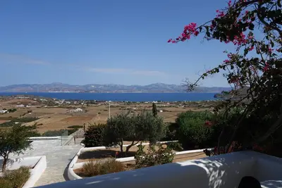 A Proximité de Noaussa, Villa Thea Avec Piscine Privée et vue Sans Limites