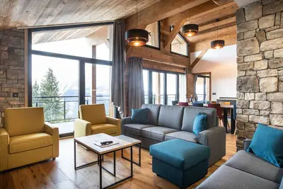 Image de Superbe appartement 6 pièces avec balcon, 14 personnes