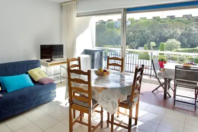 Image de 1 Bedroom Apartment in Mandelieu-la-Napoule
