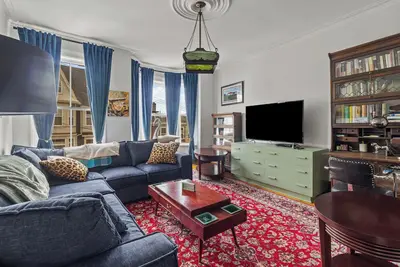 Image de Elegant Victoria | 2Br | 1. 5Ba