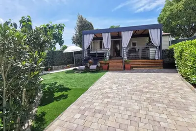 Image de Superbe maison de 2 chambres à.
