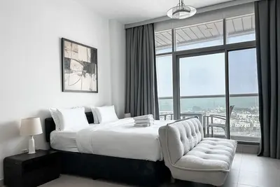 Image de StoneTree - Furnished Studio - Amazing View