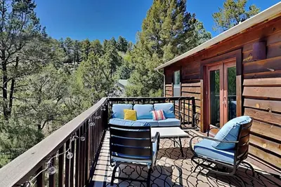 Image de All Decked Out (Ruidoso) | Amazing Views & Location + Pet Friendly!
