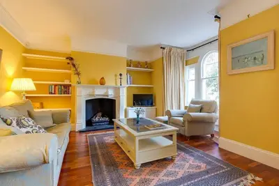 Image de Pass the Keys | Spacious Victorian Home with Free Parking