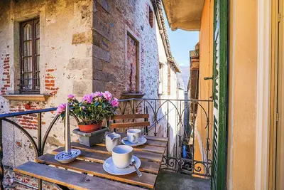 Image de 3½-room corner apartment with 2 balconies in a central yet quiet location