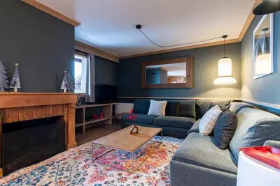 Image de 2ème étage, cheminée ou poêle à bois, casier à ski, 96m², Val Thorens
