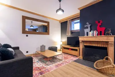 Image de 1er étage, balcon, cheminée ou poêle à bois, casier à ski, 66m², Val Thorens