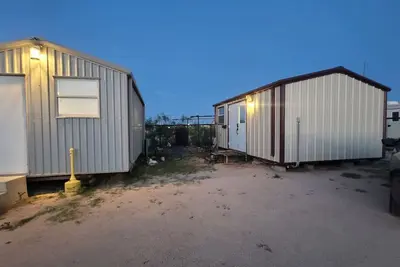 Image de Wranglers Bunkhouse-off I20 & W county Rd Wifi