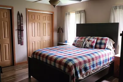 Image de Copper Cottage at Keyser Lake. Pet friendly, kayaks available!