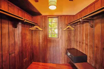 Image de Aerial Hope Room