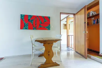 Image de 208 Downtown Candelaria Suite\n