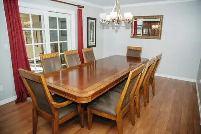 Image de Beautiful, Furnished Redlands Ca Home with a Pool
