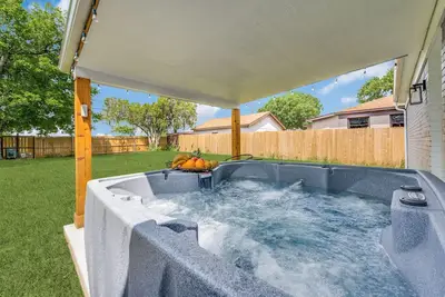 Image de Luxurious Home in Irving Tx w/ Hot Tub