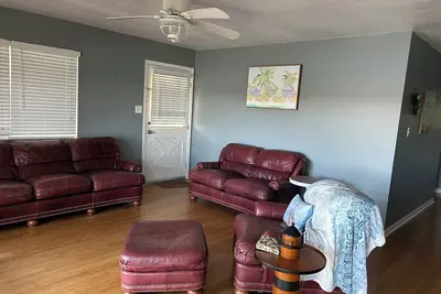 Image de Waterfront Retreat close to the beach, historic Beaufort and Parris Island