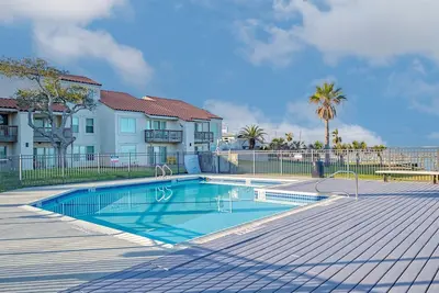 Image de Water`s Edge ~ 1st Floor Condo with Waterview ~