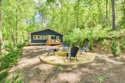 Image de Mountain Escape w/ Gas Grill Near Lake Burton!
