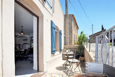 Image de Superbe maison Ă Bizanet avec WiFi