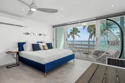 Image de Luxury Oceanfront Apt with Pool at Marina Lanais
