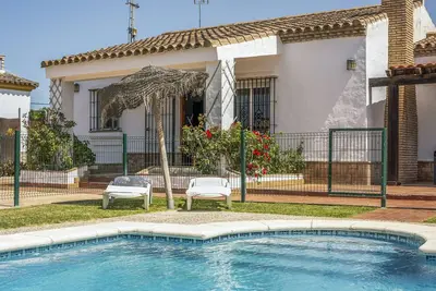 Image de Maison de vacances 'Chalet Villa Ariza' avec piscine privée, jardin privé et Wi-Fi