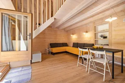 Image de Chalet \"Wunderchalet\" avec vue sur la montagne, terrain privé, terrasse.
