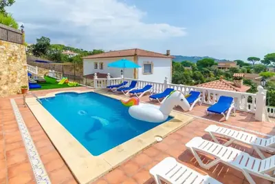 Image de Maison de vacances 'Villa Mansory' avec vue sur la mer, Wi-Fi et climatisation