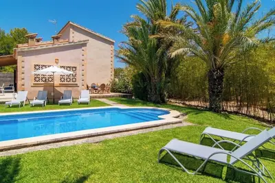Image de Maison de campagne \"Rustica\" avec vue sur la montagne, piscine privée et Wi-Fi