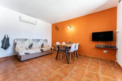 Image de Chambre d'hôtes 'Appartement Alhaurín El Grande 5' avec vue sur la montagne, Wi-Fi et climatisation