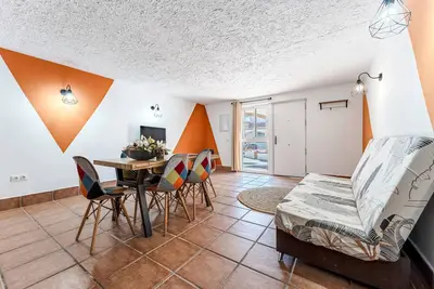 Image de Chambre d'hôtes 'Appartement Alhaurín El Grande 9' avec vue sur la montagne, Wi-Fi et climatisation