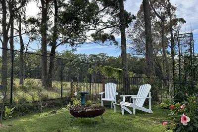 Image de Lavender Cottage - Garden Retreat with Jacuzzi Oasis in St Georges Basin