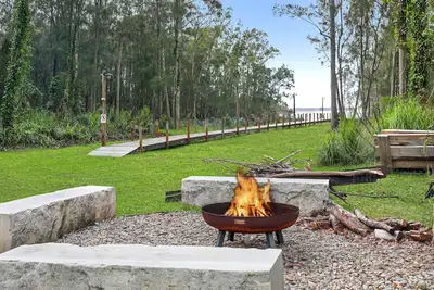 Image de Serenity 222 The Estate - Sleeps 20 located in Jervis Bay!