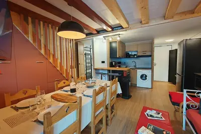 Image de Sympathique duplex 6 pers. 39m 3 espaces nuit séparés, vue Est balcon.