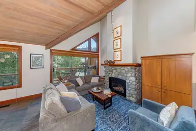 Image de Montebello 4864 - Air Conditioning, Private Hot Tub, Mountain Views, Close to Village