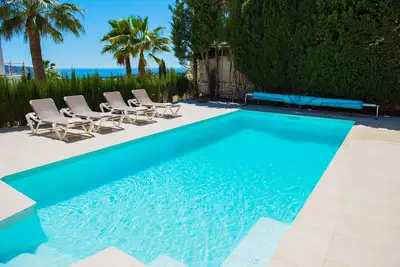 Image de Grande villa confortable avec piscine privée à Moraira, Costa Blanca, Espagne pour 10 personnes