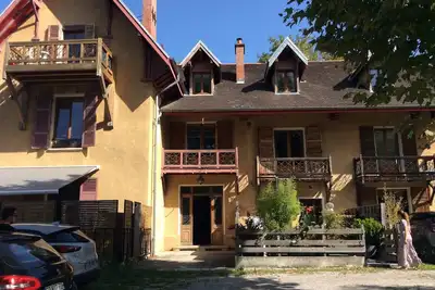 Image de Grand Appartement Avec vue sur lac et Proche Montagne, Idéal Pour une Famille