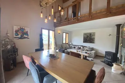 Image de Chalet familial 10 pers. avec terrasse, terrain de boules, garage et équipements modernes