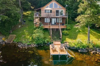 Image de Red Cedar Haven | Lakefront • Dock • Kayaks