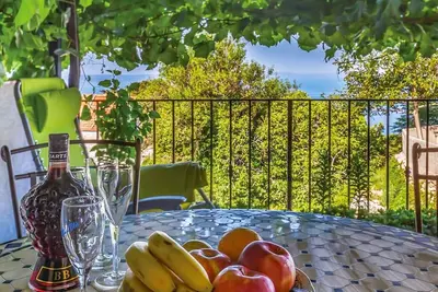 Image de Villa StoneBliss mit Pool