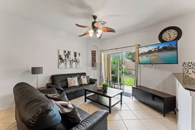 Image de Mickey’s Oasis at Regal Palms – Resort 4 Bdr, 2 Min Walk to Clubhouse!