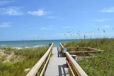 Image de Surf Condos 417 - Saltwater Serenity awaits!