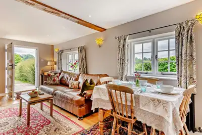 Image de Holton Cottages - Deux Chambres Maison, Couchages 4