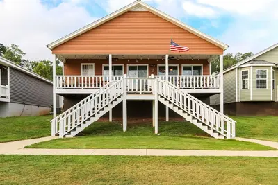 Image de House# 50 Home Away Home (No pets)