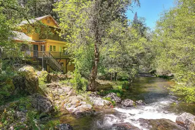 Image de On-Site River Access: Quiet Home in Wilseyville!