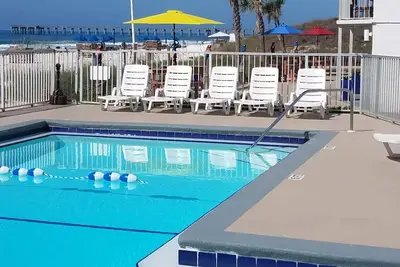 Image de Ambassador 128- Gulf Front - Pet Friendly