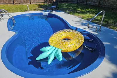 Image de Modern Pool Home- 19th Ave