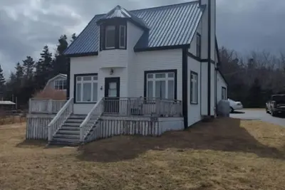 Image de Oceanfront 3-Bedroom Captain's House