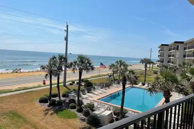 Image de Last Minute Special for August with Million Dollar Views!